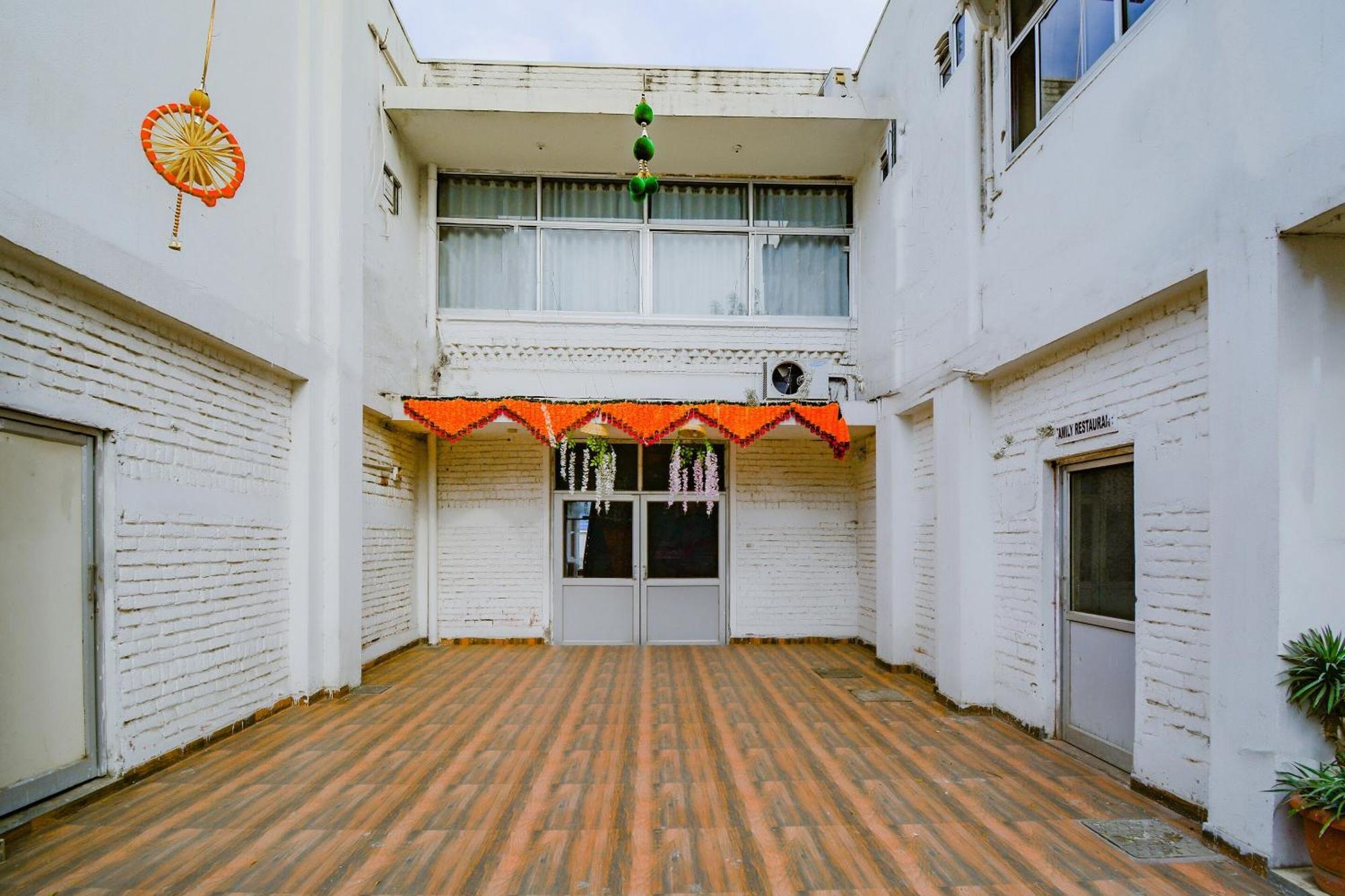 Hotel O Riders Resort Bagru Exterior foto